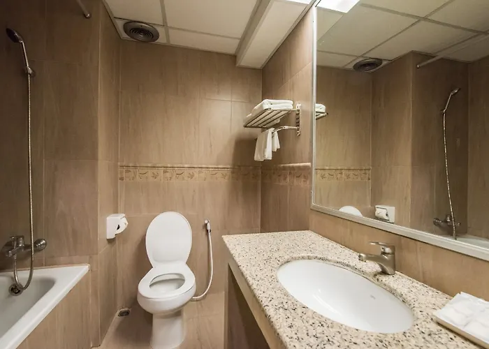 Отель Bangkok City Suite