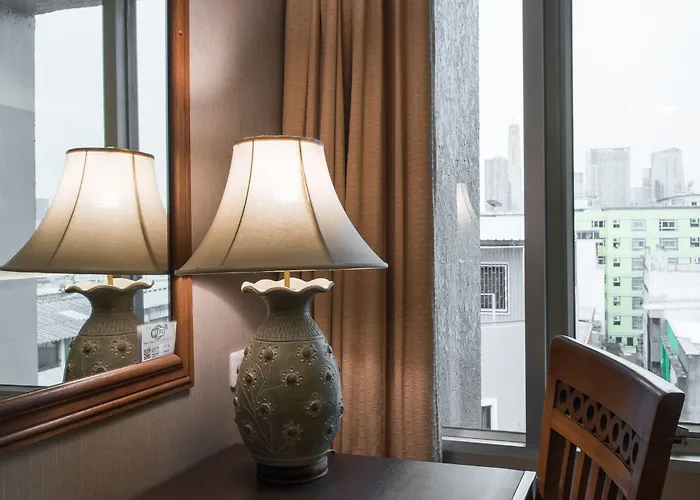 Bangkok City Suite 2*
