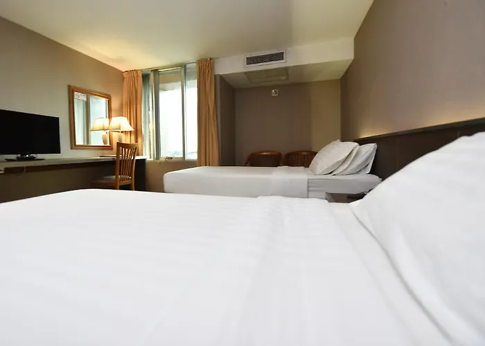 Bangkok City Suite Бангкок