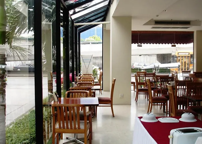 Bangkok City Suite Бангкок