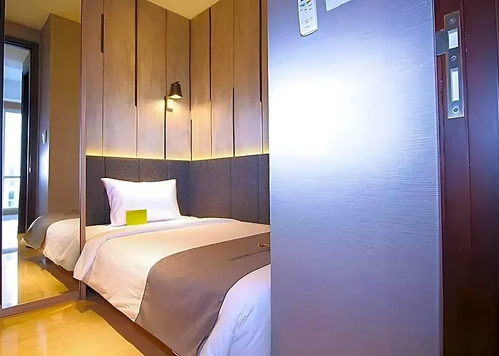 Bangkok City Suite Отель Бангкок