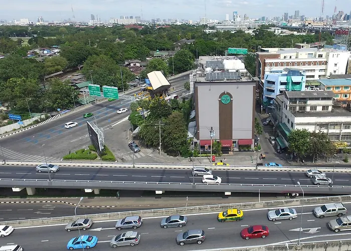 Bangkok City Suite Отель